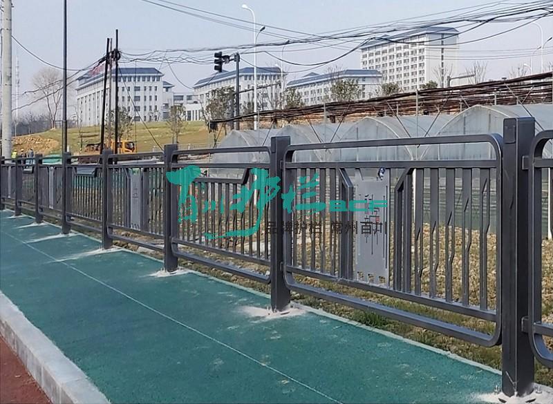 道路護(hù)欄 道路護(hù)欄